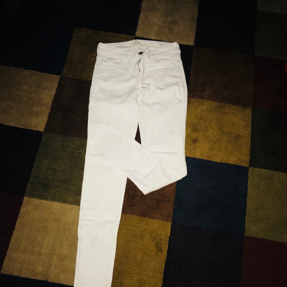 Worn once not super stretchy. Too tight on thighs.